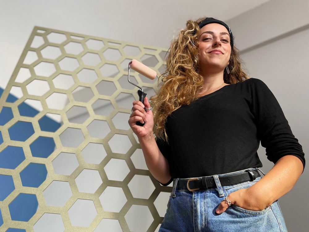 Adriana ready to paint Jali hexagon Fretwork Panel